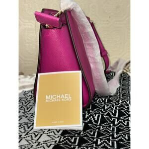 Michael Kors Fuchsia